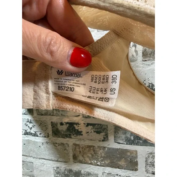 Wacoal Retro Chic Full Figure Underwire Bra Beige Nude 857210 US 38D - Picture 3 of 4